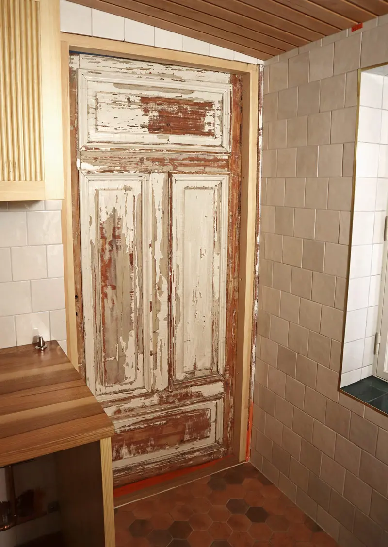 vanha ovi otettiin käyttöön