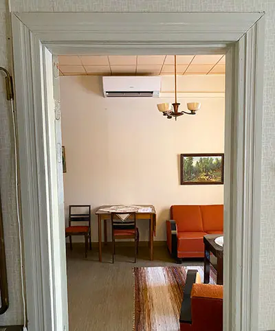 General ilmalämpöpumpun sisäyksikkö vanhassa talossa