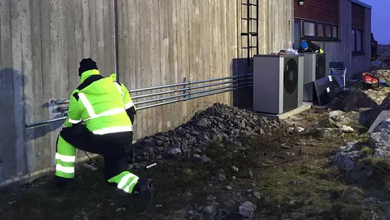 NIBE ilma-vesilämpöpumpun asennus saaristossa