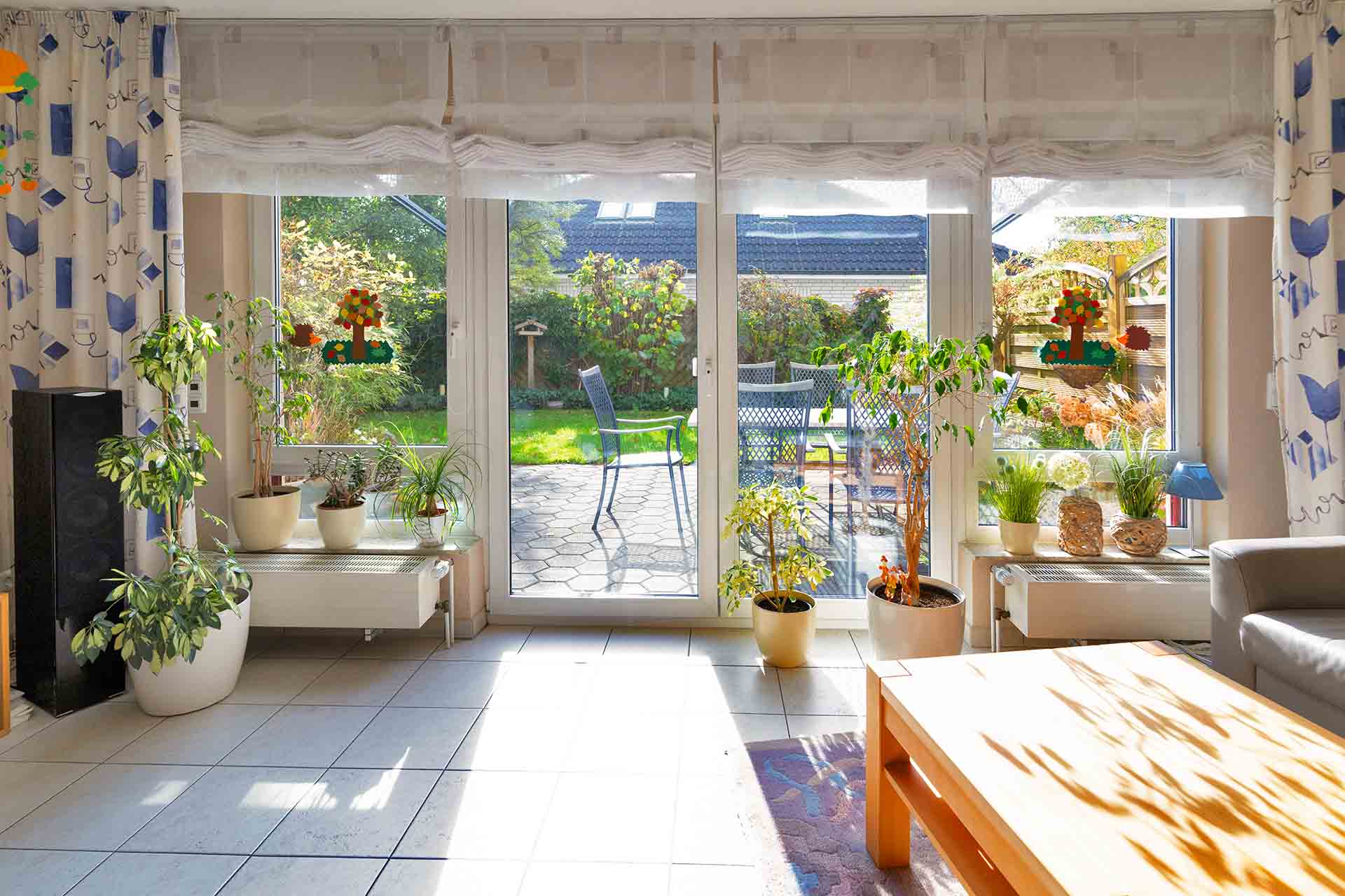 Wohnzimmer mit Heizkörper