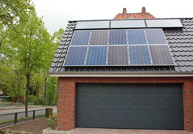 Bild: NIBE Referenzen Erfahrungen Abluft-Wärmepumpe mit Solarthermie und Photovoltaik