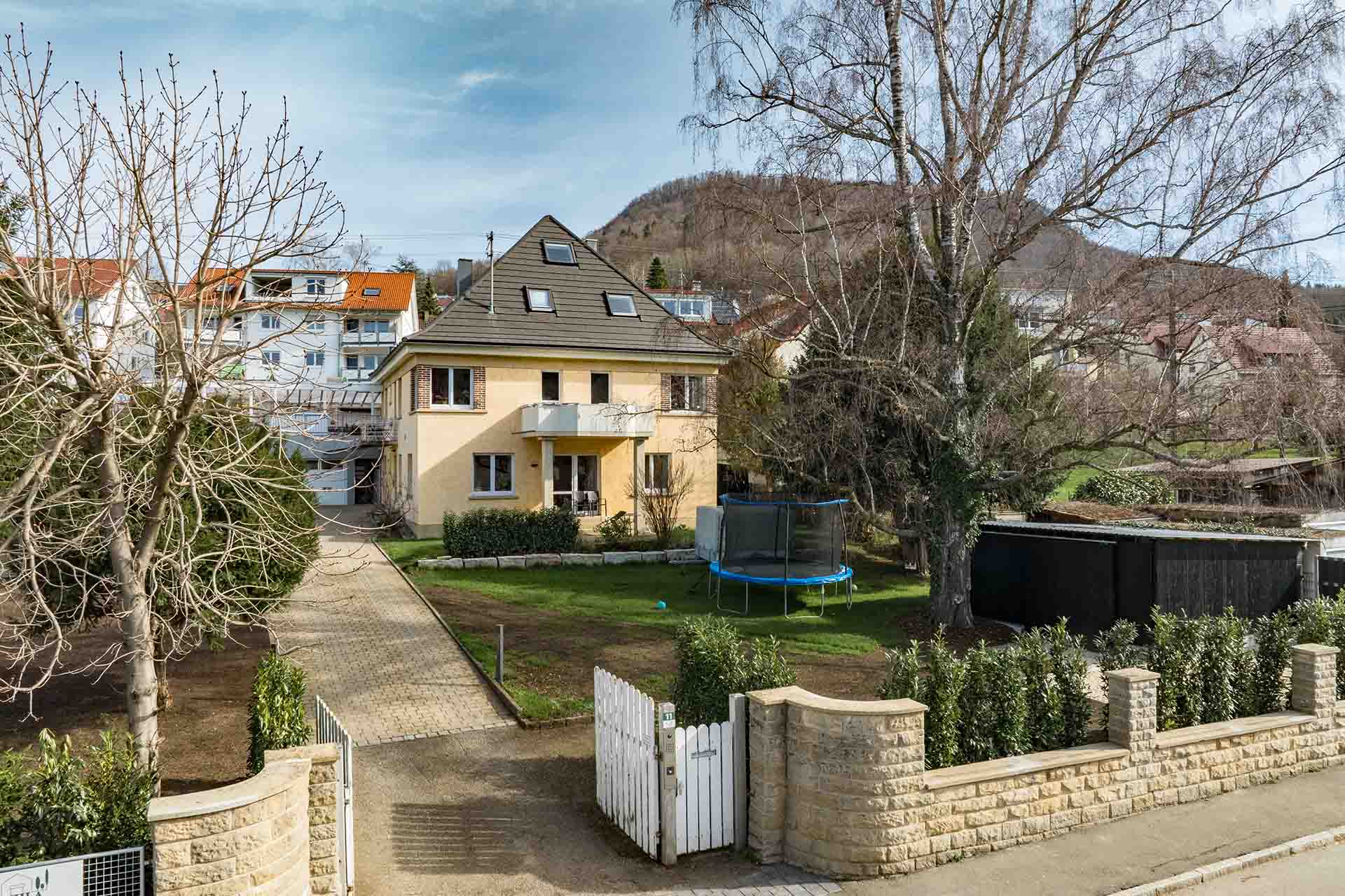 Auffahrt zur Villa