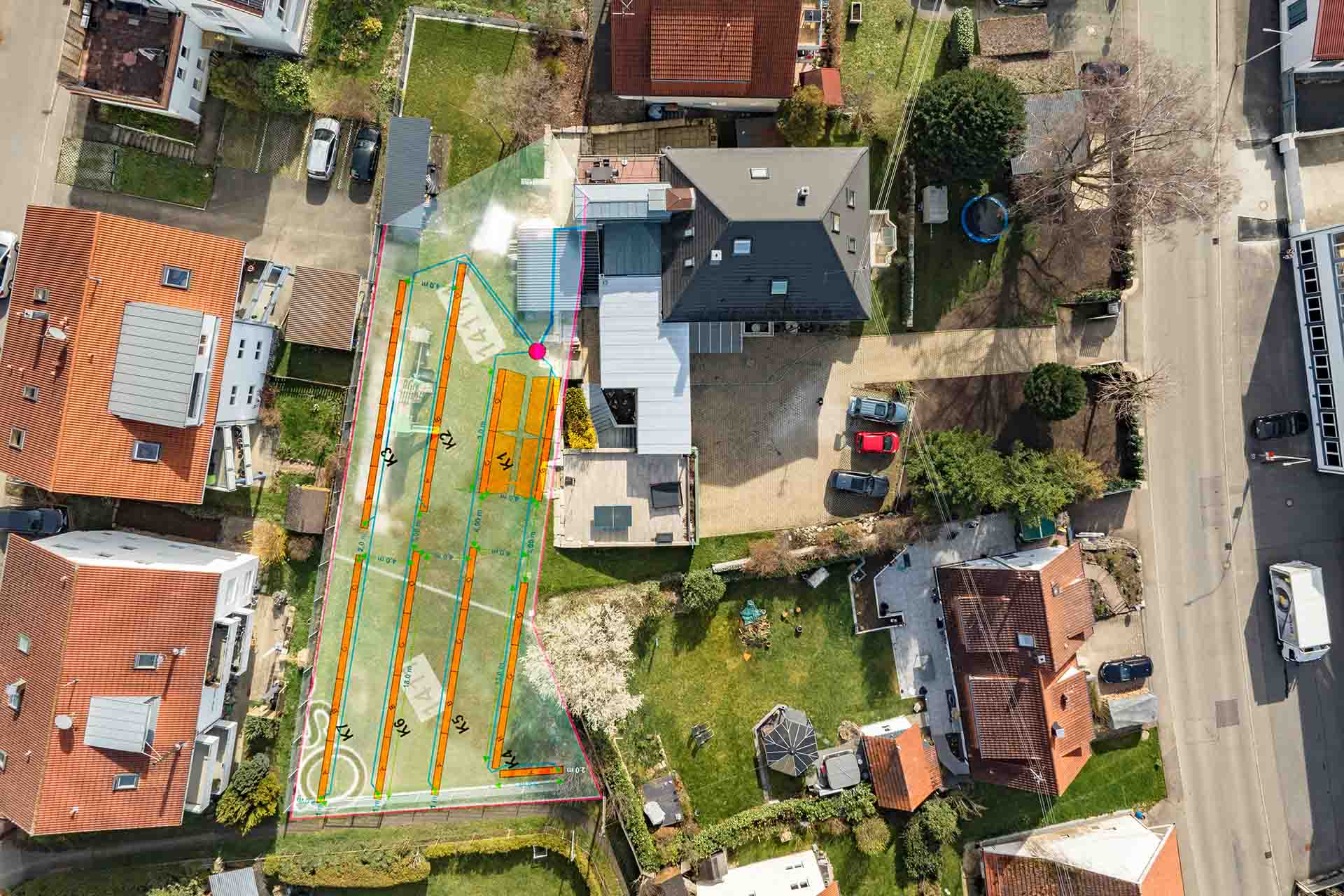 Grundstück mit Skizze der Kollektoren