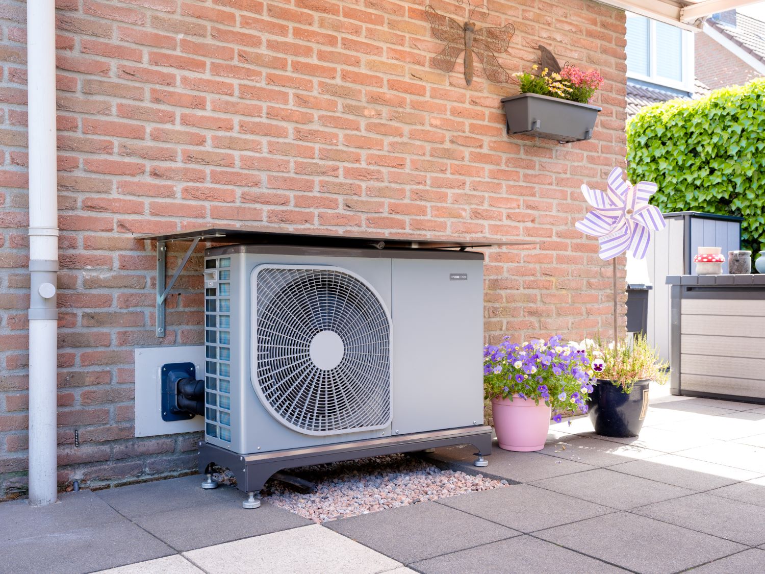 NIBE F2050-6 lucht/water warmtepomp