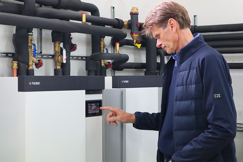 Marcus Grönholm ja NIBE maalämpöpumppu