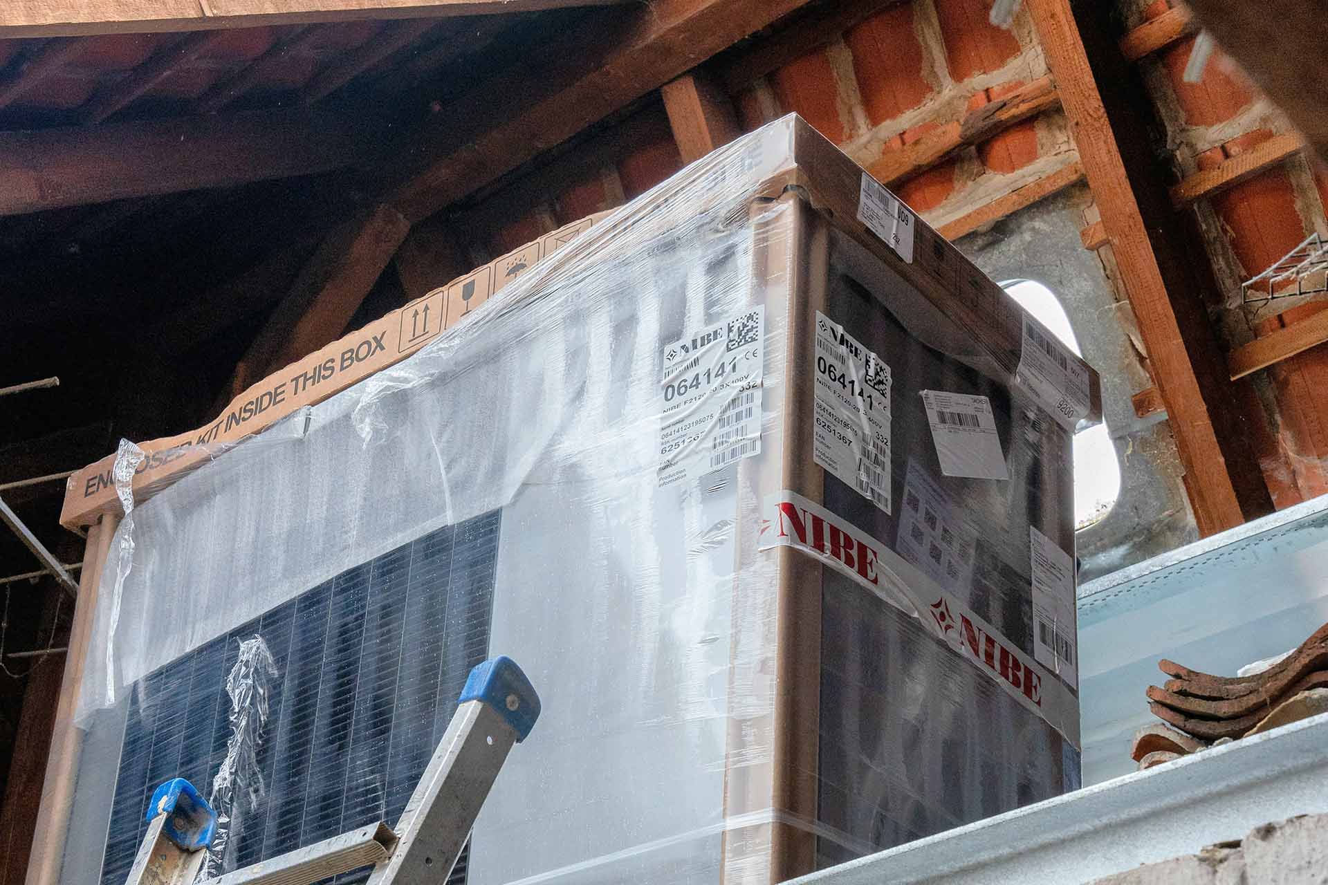 NIBE Wärmepumpe F2120