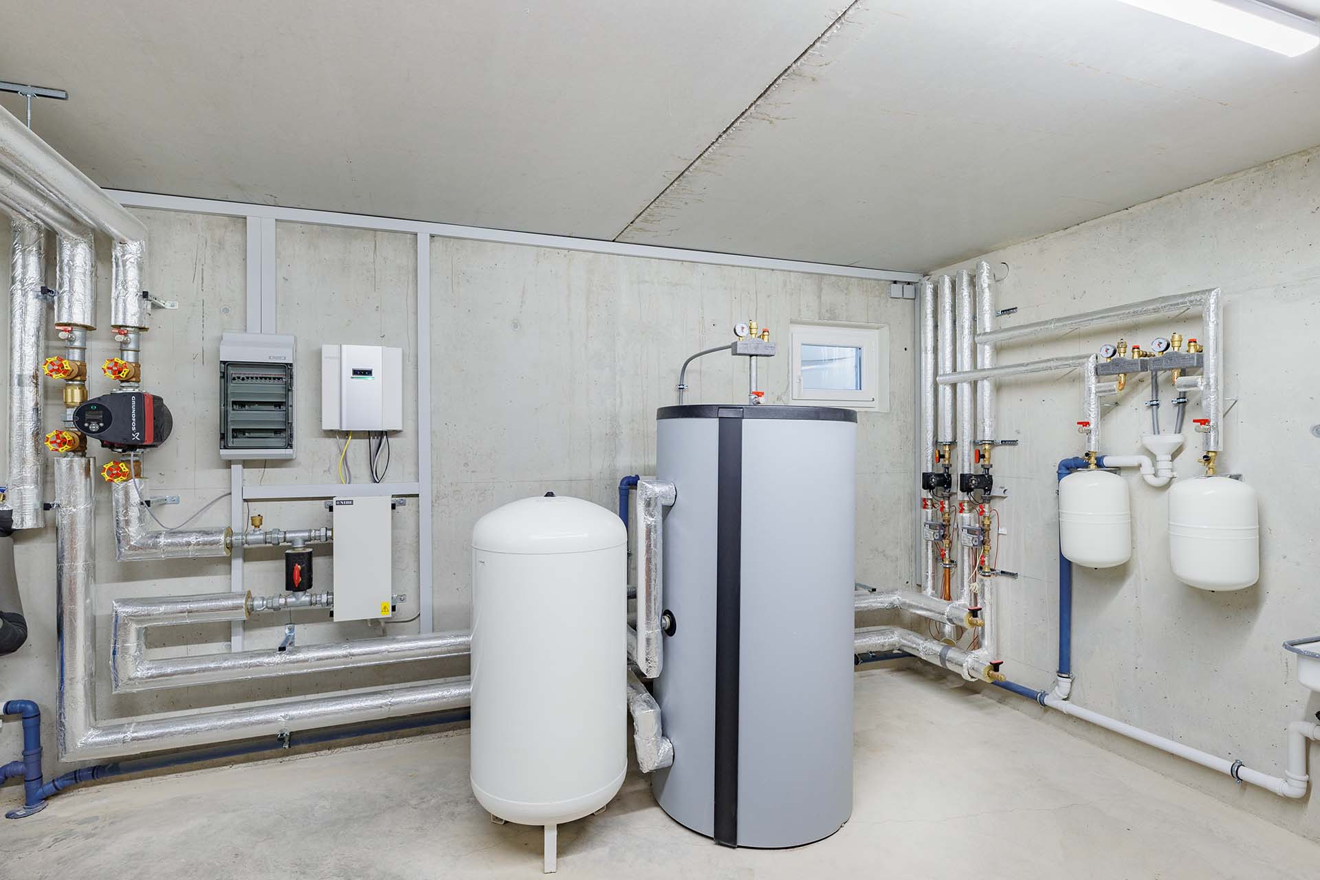 NIBE UKV Pufferspeicher im Technikraum