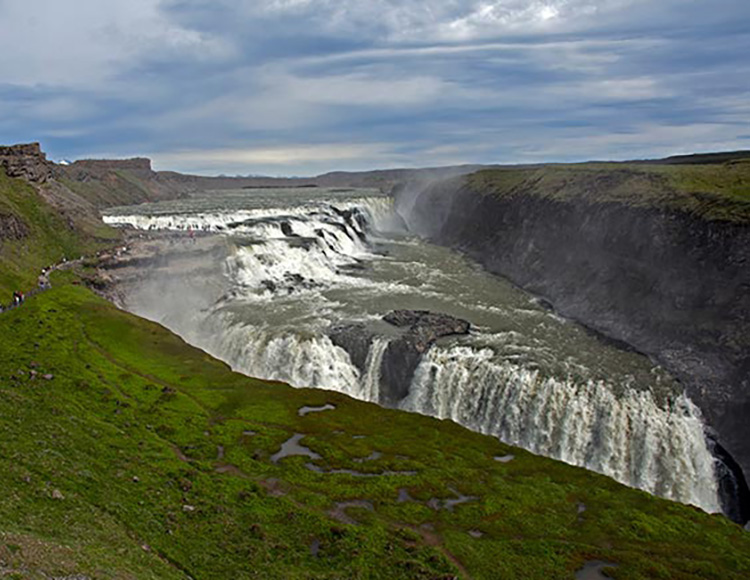 Island har varm källa som värmekälla