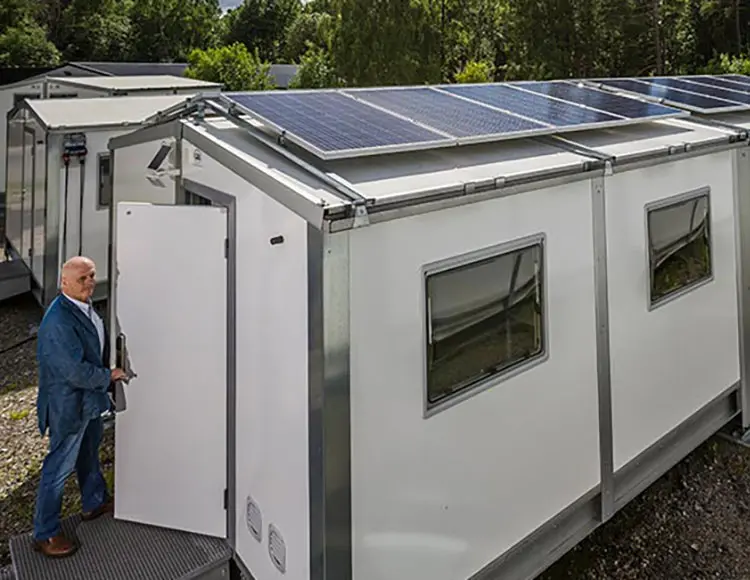 Solenergi från NIBE ger kraft åt nödbostäder och skolor i flyktingläger