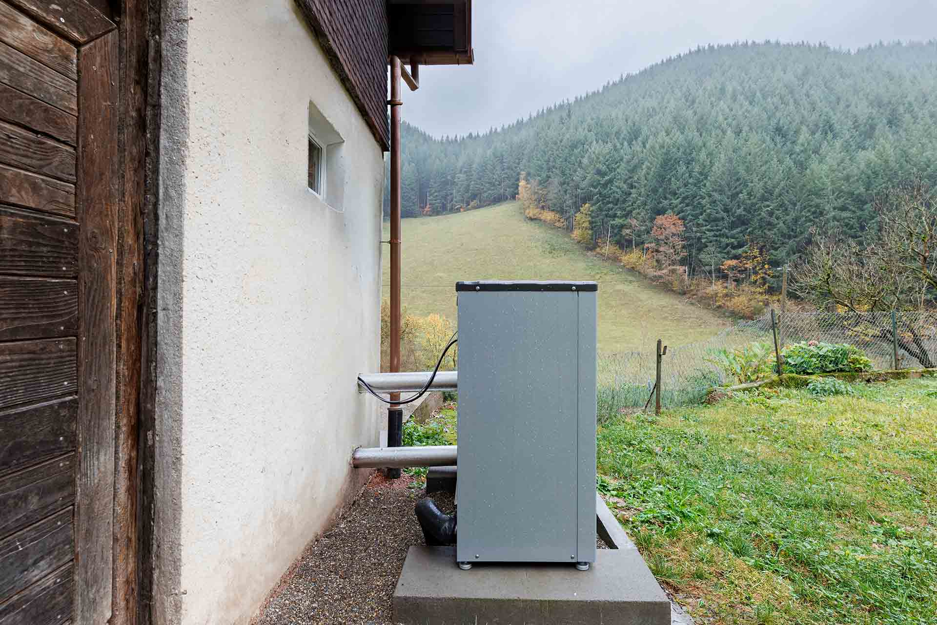 Luft/Wasser-Wärmepumpe NIBE F2120