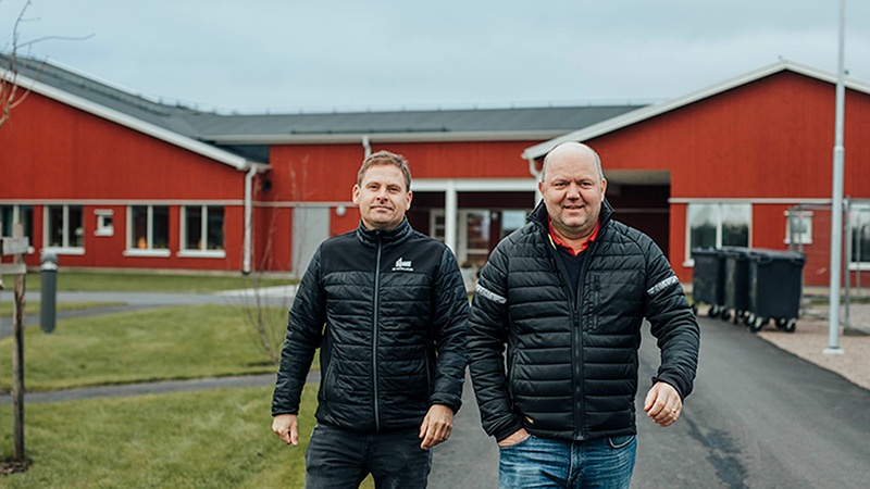 Robert Brandting, projektledare på LR Installation och Magnus Augustsson, VVS-konsult.