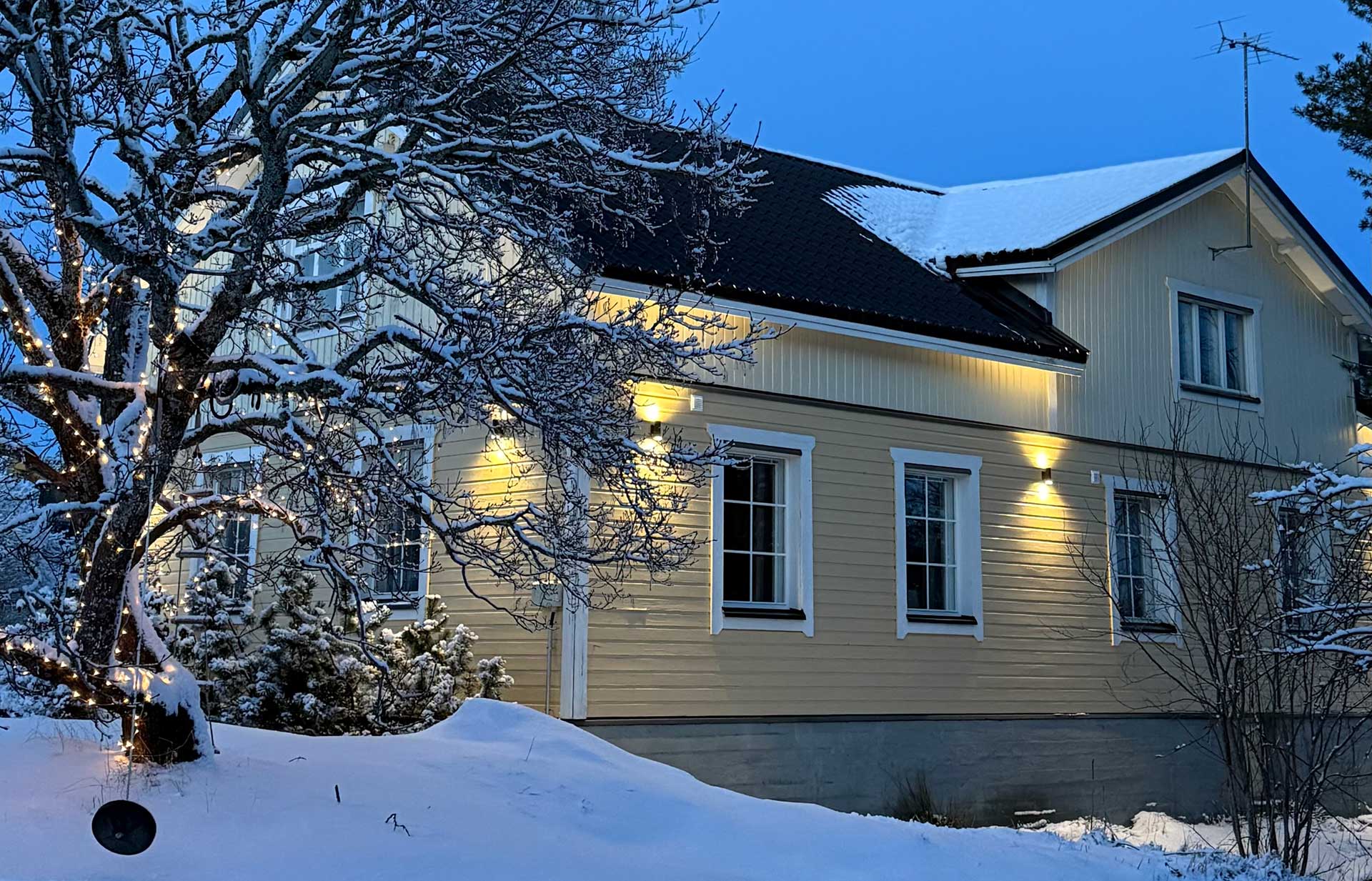 Hirsitalo Rymättylässä.