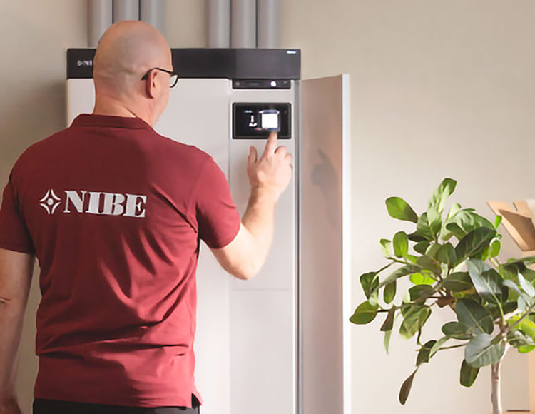Hur går ett värmepumpsbyte till - NIBE